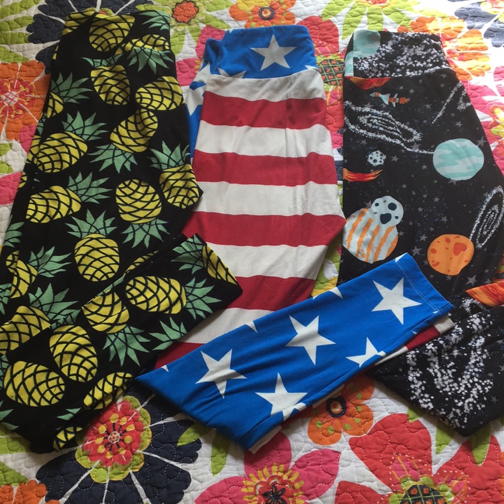 ON HOLD: Set of 3 One Size Lularoe Leggings